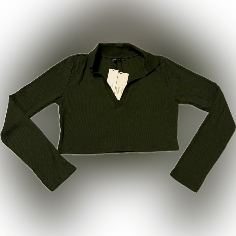 Collared Crop Tee